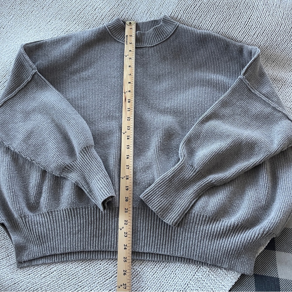 Free People Women’s Gray Women's Crew Neck Sweater XS - Picture 11 of 16